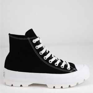 CONVERSE Chuck Taylor All Star Lugged Black and White Womens High Tops